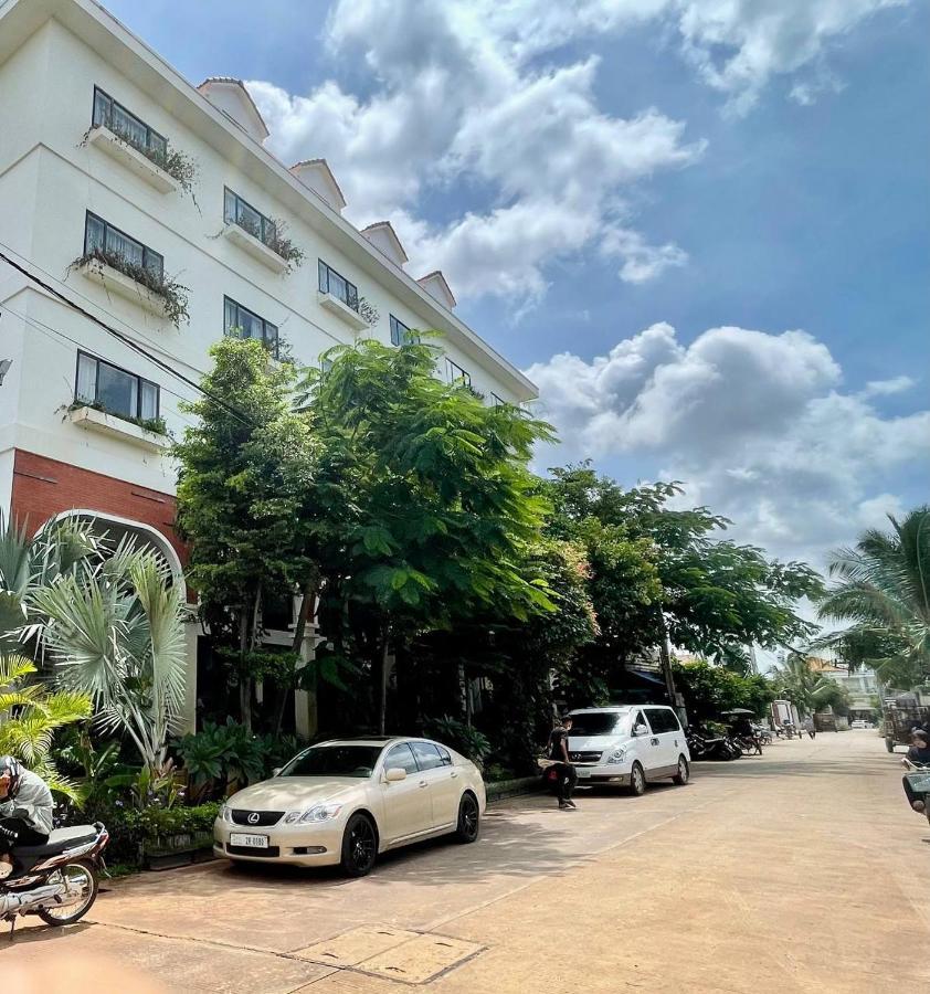 Daco Hotel Siem Reap Esterno foto