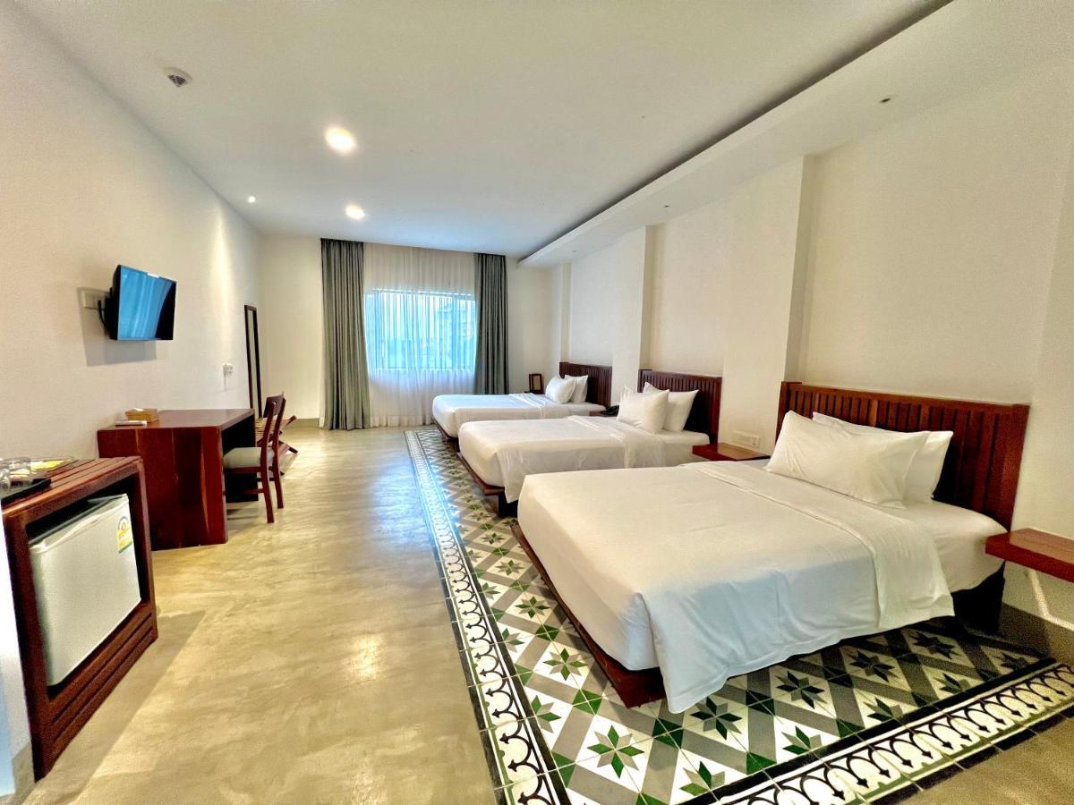 Daco Hotel Siem Reap Esterno foto