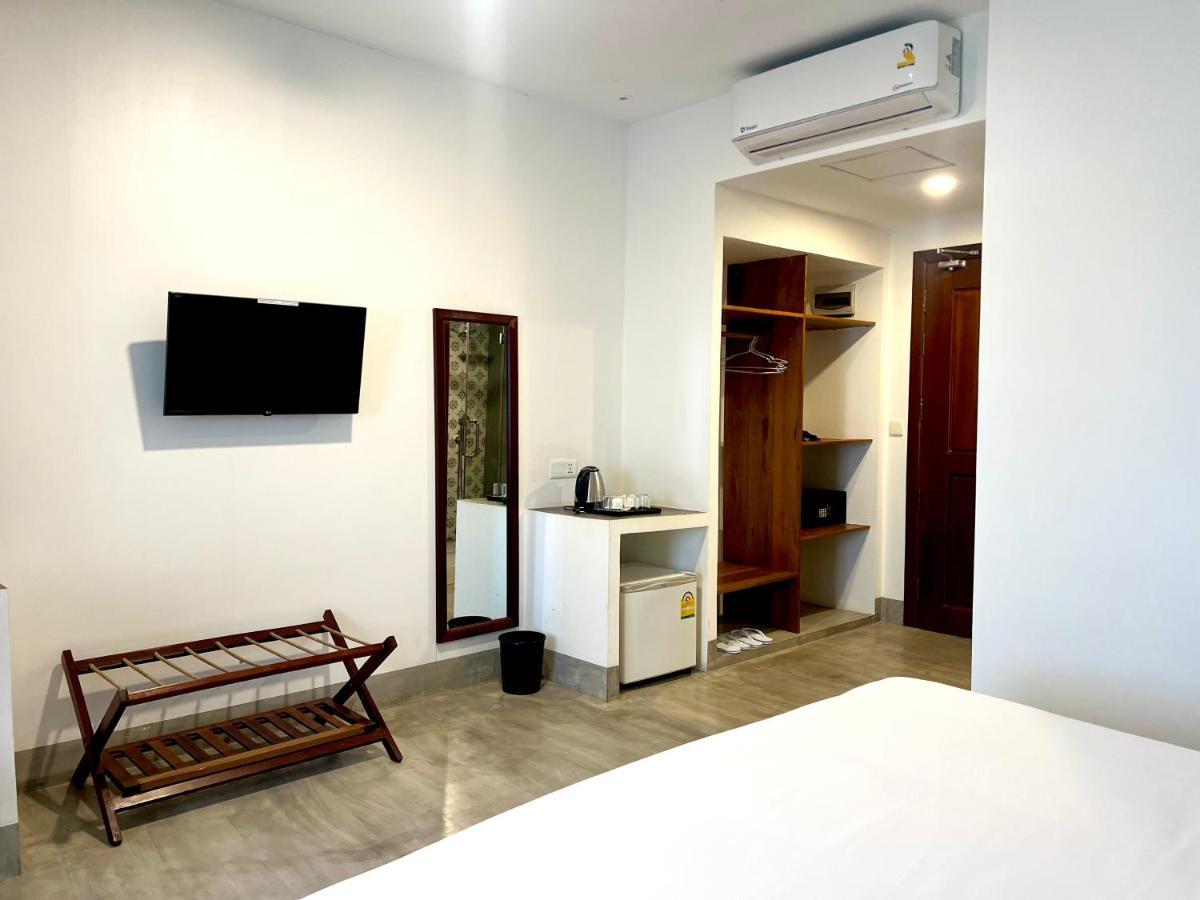 Daco Hotel Siem Reap Esterno foto