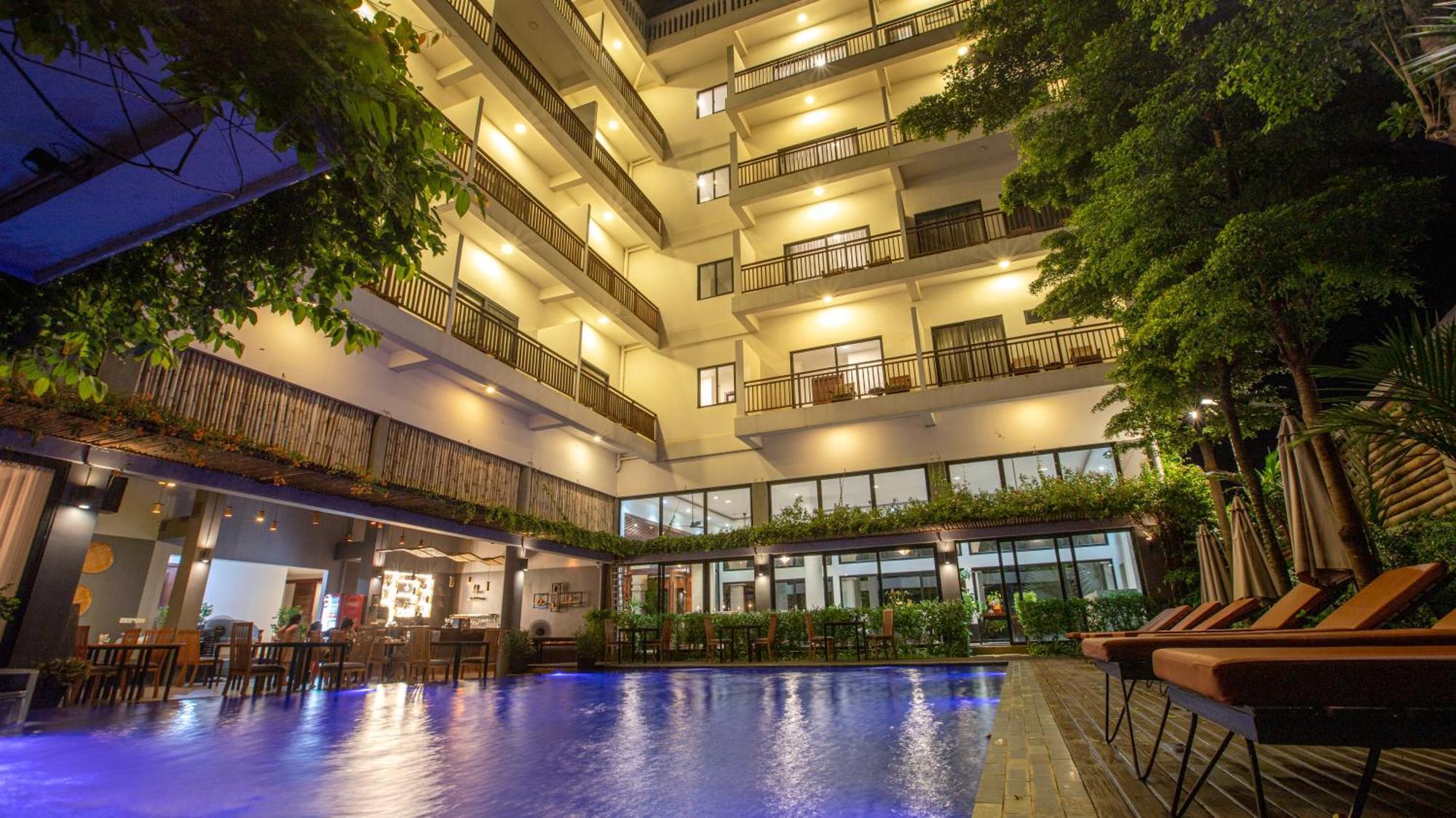 Daco Hotel Siem Reap Esterno foto