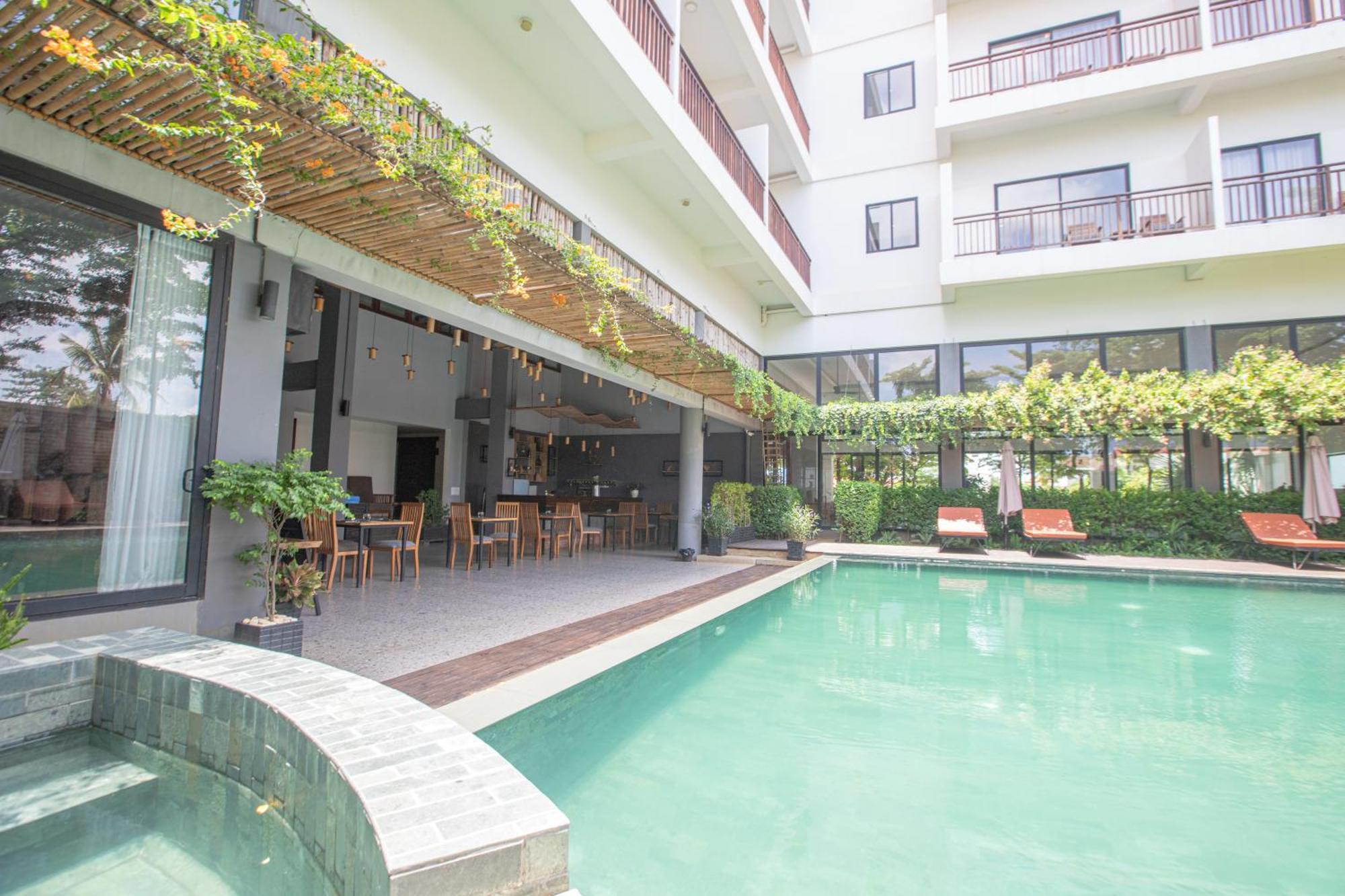 Daco Hotel Siem Reap Esterno foto